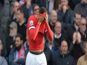 “Tội đồ” Smalling bị thầy Van Gaal mắng chửi thậm tệ