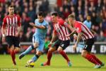 Southampton 0-3 Man City: Giải mã hiện tượng chỉ bằng 10 người