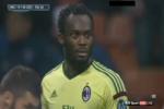 Phản ứng đi vào SGK của Michael Essien khi nhận thẻ đỏ
