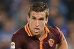 Chelsea muốn qua mặt Man Utd để chiêu mộ Strootman