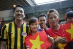 Từ vụ CĐV Malaysia đánh CĐV Việt Nam: Xin đừng giết bóng đá!