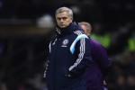 Hạ gục đội hạng Nhất, Mourinho khen Chelsea... chuyên nghiệp
