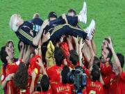 Luis Aragones: Huyền thoại vĩ đại của bóng đá Tây Ban Nha