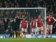 Arsenal bán vé trận Bayern với giá "cắt cổ"