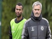 Chelsea: Ashley Cole sẽ trở thành Casillas thứ hai?