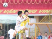 Công Vinh và áp lực từ bàn thắng thứ 100