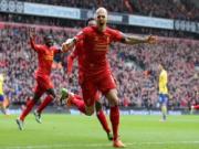 Arsenal quá đen: Liverpool mở tỷ số trong thế việt vị