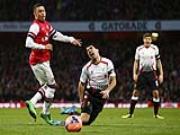 Tình huống Chamberlain cản ngã Suarez: Liverpool bị oan?