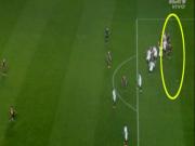 Barca lại hưởng lợi từ 2 quyết định sai của trọng tài