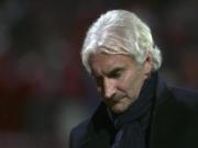 Giám đốc Leverkusen xấu hổ vì trận thua đậm