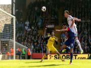 Pha "ghi bàn" đẳng cấp của John Terry