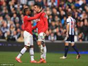 David Moyes nên để van Persie đá... hậu vệ?