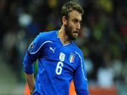 ĐT Italia triệu tập: De Rossi vắng mặt vì... đánh nhau?