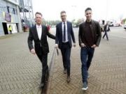 Bản tin Bongda24h chiều 10/4: Van Persie "ngấm ngầm" ủng hộ Van Gaal kế nhiệm David Moyes