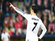 Người hùng Cristiano Ronaldo: Khi lịch sử đã nằm dưới đôi chân