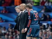 Toni Kroos tranh cãi với thầy Pep Guardiola ngay trên sân