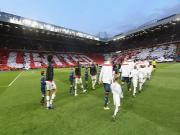 Fanpage chính thức của M.U bất ngờ đăng tiếng Việt