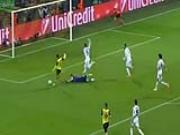 Pha bỏ lỡ không tưởng, khiến Dortmund bị loại tức tưởi