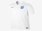 Áo đấu mới của ĐT Anh bị thủ tướng chỉ trích