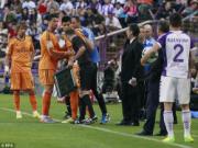 Real hụt hơi: Giá như Ronaldo dự bị