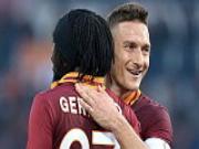 Cười lên Roma, dù thất bại!