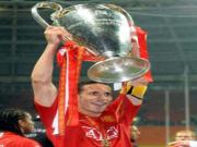 Ferdinand rời Man Utd: Tạm biệt một tượng đài!