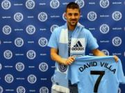 Siêu tiền đạo một thời David Villa chính thức gia nhập "đại gia đình" Man City