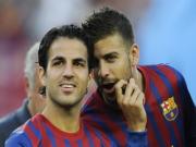 Pique "hớ hênh" để lộ thông tin Fabregas rời Barca