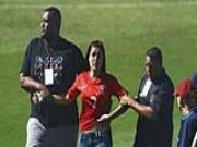 Ronaldo bị "nguyền rủa" vì... quá đẹp