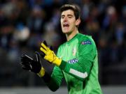 Courtois bật đèn xanh cho Chelsea