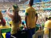 World Cup 2014: Cảnh sát điều tra fan ngồi xe lăn... đứng lên trong các trận đấu