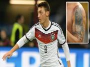 Oezil có hình xăm dữ tợn