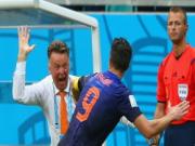 HLV Van Gaal tiết lộ bí quyết "làm nhục" nhà ĐKVĐ Tây Ban Nha
