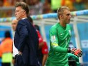HLV Van Gaal lý giải việc không để "chuyên gia penalty" Tim Krul vào sân