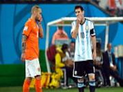 Ván cờ siêu cân não của Van Gaal và Sabella