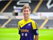 Man United nhắm Ben Davies thay Evra