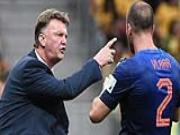 Mourinho đưa Van Gaal lên "mây xanh"