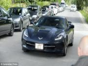 Dàn sao Man Utd lái siêu xe tới đón chào HLV Van Gaal