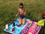 Tình cũ của Giggs đi tự sướng một mình