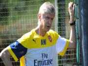 HLV Wenger: Balotelli ư? Chúng tôi đâu cần anh ta