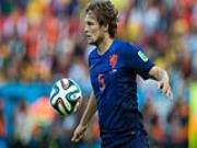 M.U và Barca tranh nhau hậu vệ của Ajax