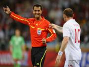Trọng tài châu Á lập kỷ lục ở World Cup