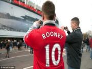 M.U cấm tiệt CĐV mang máy tính bảng vào sân Old Trafford