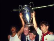 Từ Maradona tới Medel: Thời oanh liệt nay còn đâu ở Serie A