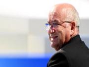 Carlo Tavecchio được bầu làm Chủ tịch LĐBĐ Italia: Chuối… cả làng?
