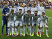 Cristiano Ronaldo cũng chơi trò "ăn gian chiều cao" như ông trùm chân dài Khắc Tiệp