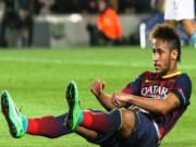 Neymar dính chấn thương, Barca lo sốt vó