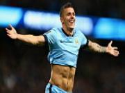 Dính chấn thương, Jovetic vắng mặt trong cuộc đại chiến với Arsenal