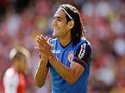 Falcao “xát muối” vào trái tim của Real