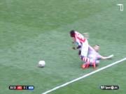 Arsenal thua đau bởi quyết định khó hiểu của trọng tài